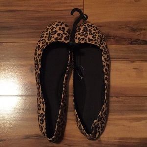 Cheetah Print flats 🖤